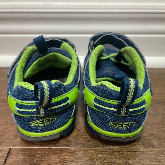 Keen Sandals Kids sz 12 - Picture 3 of 16